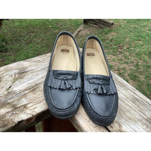 SAS Kittie Kiltie Tassel Fringe Loafers Shoes 7M Navy Blue Slip On Comfort - Picture 3 of 6